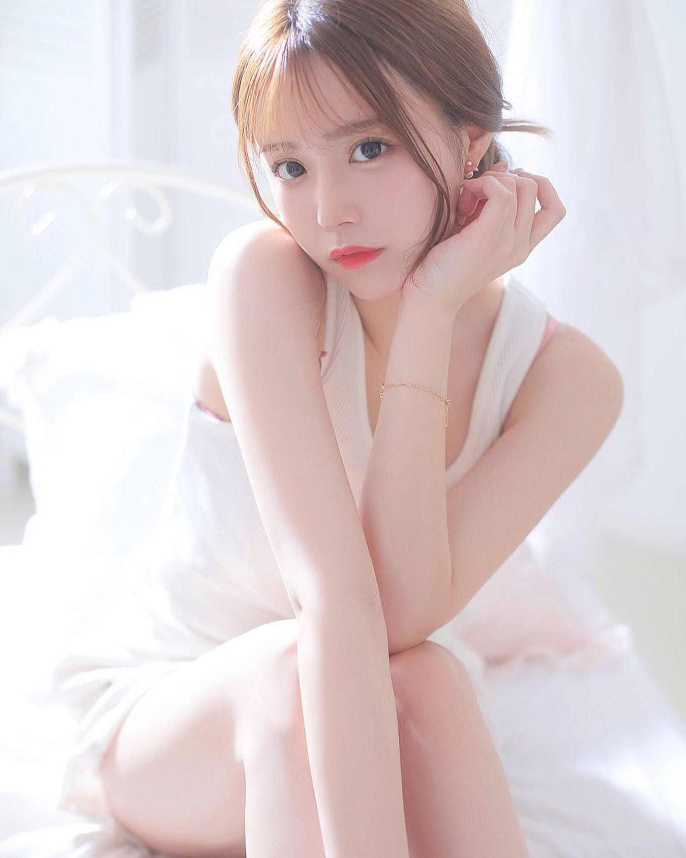 グラビア公開されたので
プロフィールのURLから見てね🤍

@nightsnet 
@hokkaido_nights 
.
.
#撮影 #ポートレート #部屋着女子 
#部屋着女子 #グラビア #キャバ嬢