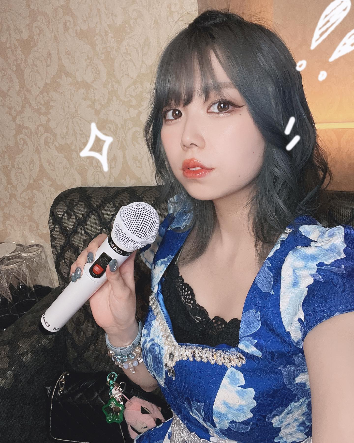 歌お？🎤

・
・
・
・
・
・
♡
・
・
・
・
・
・
♡
・
・
・
・
・
・
♡
・
・
・
・
・
・
♡
🎤𓂃𓈒𓏸︎︎︎︎
 
 #北海道  #札幌  #札幌観光  #すすきの  #ススキノ  #すすきのキャバ嬢  #すすきのキャバクラ  #すすきのニュークラ #キャバクラ  #すすきのの夜 #キャバ嬢  #ニュークラ  #ニュークラ嬢  #ガールズバー  #ホステス  #ラウンジ  #夜職  #夜職の人と繋がりたい  #雰囲気好きな人いいね  #可愛い女の子  #ミナミ #ナイツ #ポ