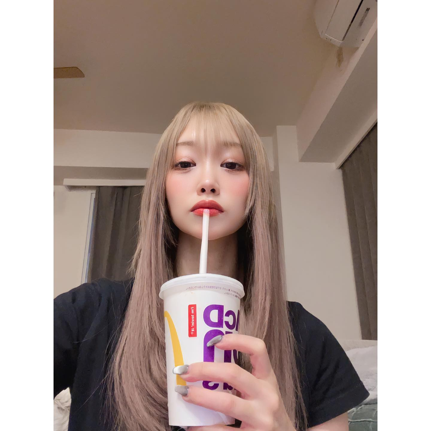 .
.
二日酔いの私をどーぞっ🫥🤲
.