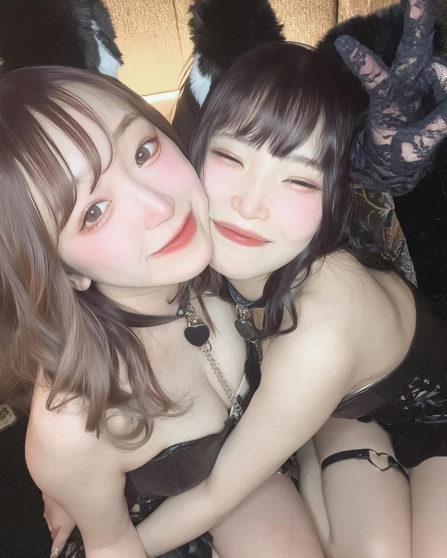 ネコチャン最後のお写真は、私達らしいお写真で締め🐈‍⬛
楽しかった〜🥺🫶🏻

南4条西3丁目第一Gビル3F 
Club MOULIN ROUGE-ムーラン・ルージュ-

☁️星乃　そら☁️

#ムーランルージュ #響グループ #星乃そら#札幌 #すすきの #北海道 #ニュークラブ #ニュークラ嬢 #すすきのニュークラ #ラウンジ #ラウンジ嬢 #キャバクラ #キャバ嬢 #ホステス #夜職 #ナイトワーク#ポケパラ#インスタ指名#彼氏募集中#求人#お酒好きな人と繋がりたい#きゃばきゃば#キャバキャバ#求人 