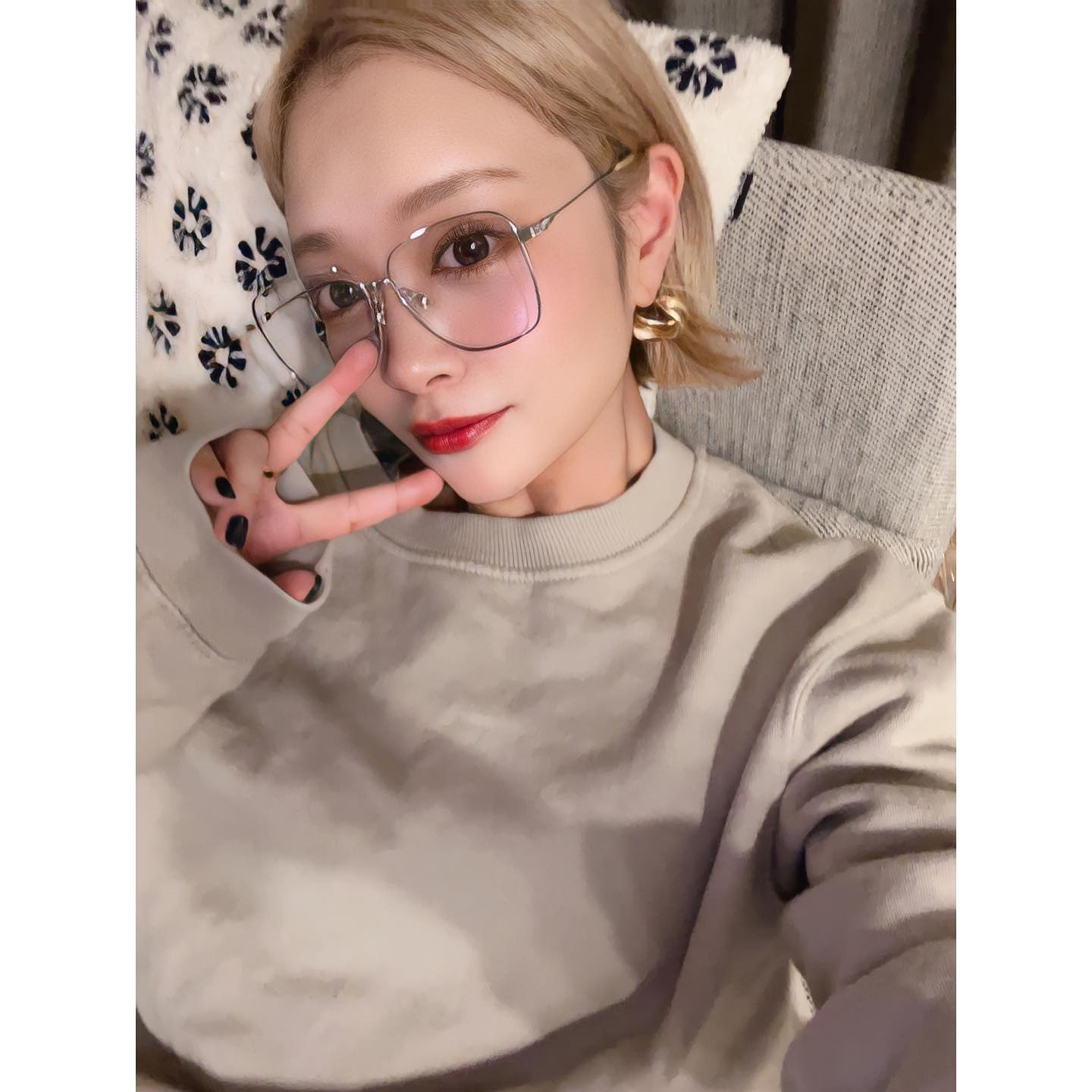 .
.
髪の毛染める前の写真✌️ぴーす
.