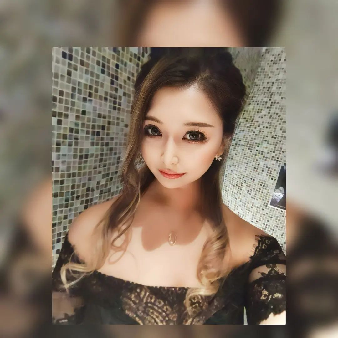 ⁡
⁡⁡
⁡〜安定のいつもの私を添えて〜⁡
⁡お酒美味しすぎる〜🥺✨⁡
⁡@hibiki.group ⁡
⁡@letoile_sinseigroup ⁡
⁡#レトワール#響グループ #水川潤#美松ビル5F#札幌 #すすきの #北海道 #ニュークラブ #ニュークラ嬢 #すすきのニュークラ #ラウンジ #ラウンジ嬢 #キャバクラ #キャバ嬢 #ホステス #夜職 #ナイトワーク #ポケパラ #インスタ指名 #求人 #お酒好きな人と繋がりたい #キャバキャバ #きゃばきゃば#ダイエット#HIBIKI#HIBIKI