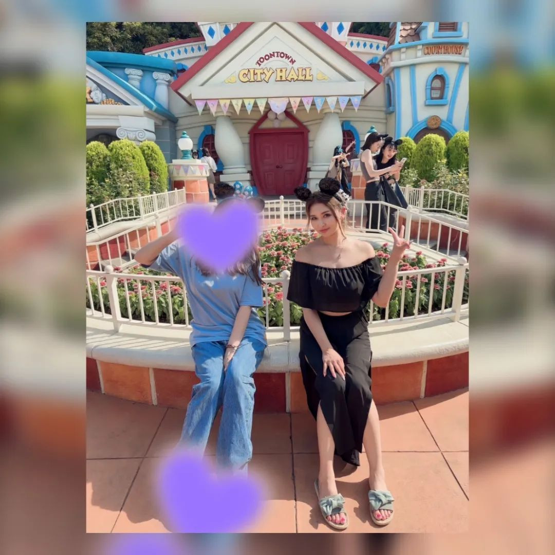 ⁡
なんかドレスで来てる人みたいw⁡
⁡暑すぎて肌ボロボロ🤣⁡
⁡@hibiki.group ⁡
⁡@letoile_sinseigroup ⁡
⁡#レトワール#響グループ #水川潤#美松ビル5F#札幌 #すすきの #北海道 #ニュークラブ #ニュークラ嬢 #すすきのニュークラ #ラウンジ #ラウンジ嬢 #キャバクラ #キャバ嬢 #ホステス #夜職 #ナイトワーク #ポケパラ #インスタ指名 #求人 #お酒好きな人と繋がりたい #キャバキャバ #きゃばきゃば#ダイエット#HIBIKI#HIBIKIグループ