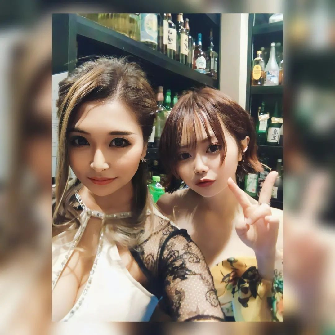 ⁡
⁡⁡
⁡今日の西園寺ピノコたんのドレス夏っぽくてとてもかわちぃ🌻💗⁡
⁡@hibiki.group ⁡
⁡@letoile_sinseigroup ⁡
⁡@yukina_letoile ⁡
⁡#レトワール#響グループ #水川潤#美松ビル5F#札幌 #すすきの #北海道 #ニュークラブ #ニュークラ嬢 #すすきのニュークラ #ラウンジ #ラウンジ嬢 #キャバクラ #キャバ嬢 #ホステス #夜職 #ナイトワーク #ポケパラ #インスタ指名 #求人 #お酒好きな人と繋がりたい #キャバキャバ #きゃばきゃば