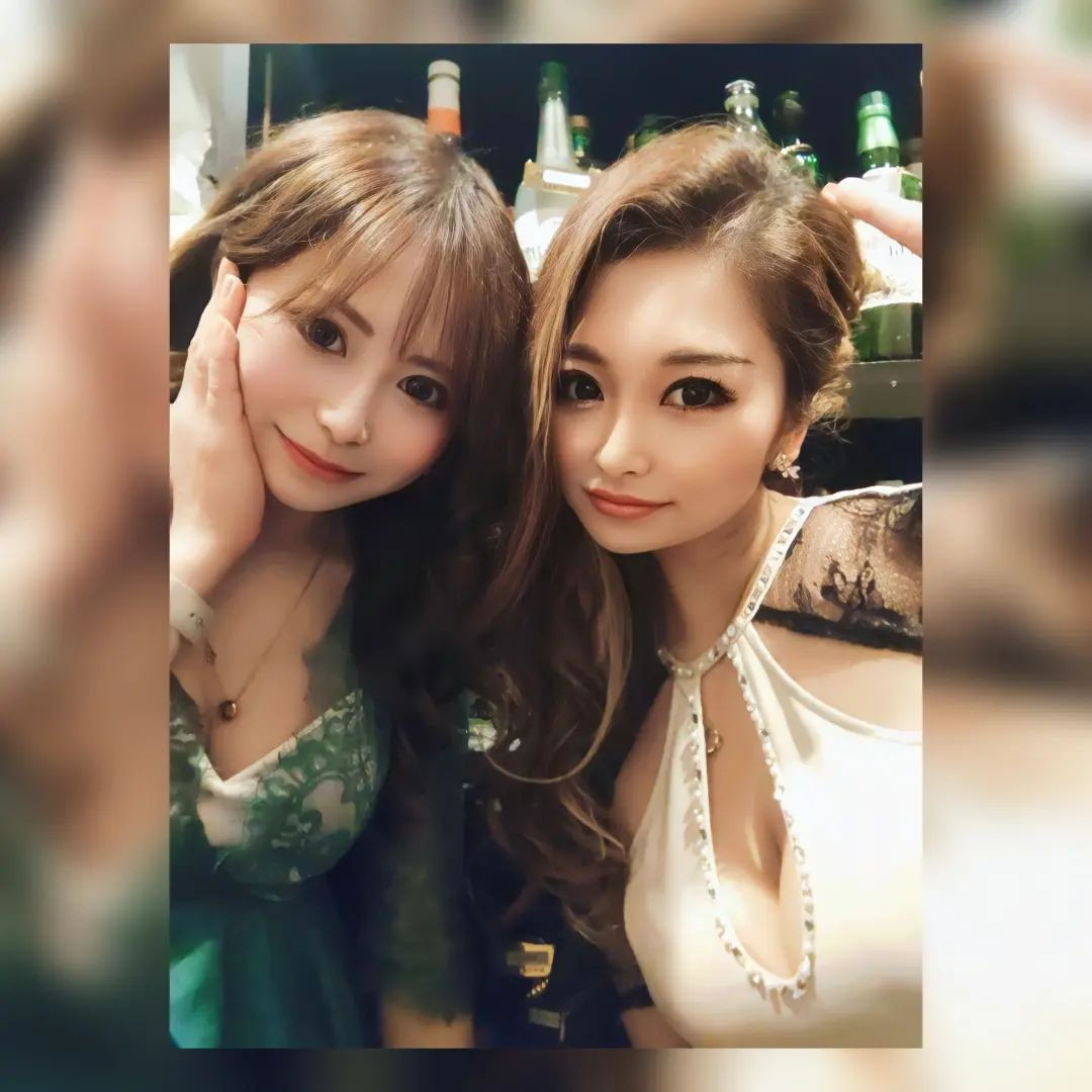 ⁡
⁡みなみちゃんと❤⁡
⁡みなみちゃんまじツボるw⁡
今日も頑張ろー！
⁡@hibiki.group ⁡
⁡@letoile_sinseigroup ⁡
⁡#レトワール#響グループ #水川潤#美松ビル5F#札幌 #すすきの #北海道 #ニュークラブ #ニュークラ嬢 #すすきのニュークラ #ラウンジ #ラウンジ嬢 #キャバクラ #キャバ嬢 #ホステス #夜職 #ナイトワーク #ポケパラ #インスタ指名 #求人 #お酒好きな人と繋がりたい #キャバキャバ #きゃばきゃば#ダイエット#HIBIKI#HIBIK