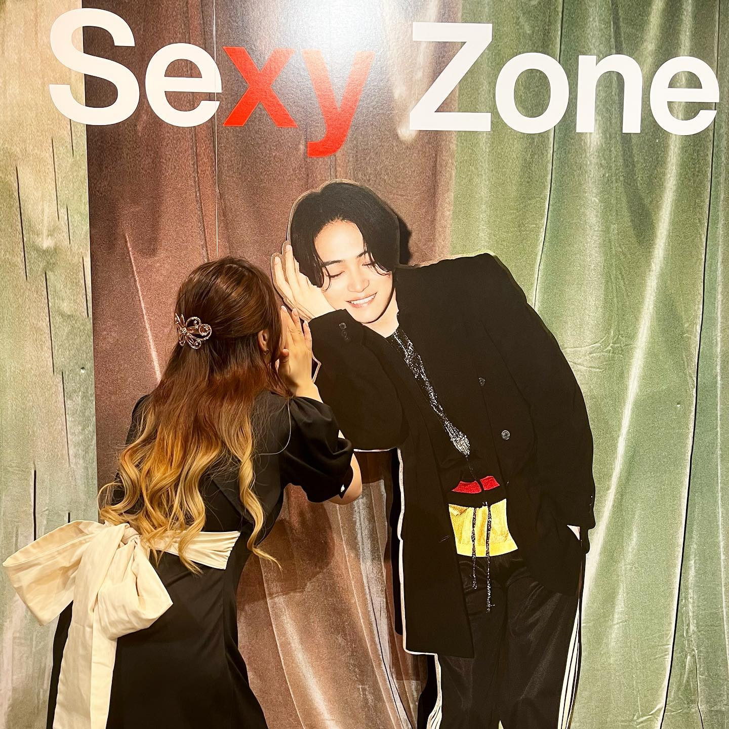 甘く溶けてあふれるほど
愛しくてやるせないけど
待ったなしの日々を超え
新しい君の声を聞かせて

#cream #sexyzone 

.
.
.

久々にこういうことやって
バチボコに恥ずかしかった爆笑

.
.
.

#新宿 #歌舞伎町 #キャバ嬢 #キャバクラ #撮影 #キャバドレス #リュアーグ #指名 #名古屋 #北新地 #すすきの #instagood #instalike #lfl #followforfollowback #いいね返し #きゃばきゃば #ドレス #水商売 #自撮り女子 #s