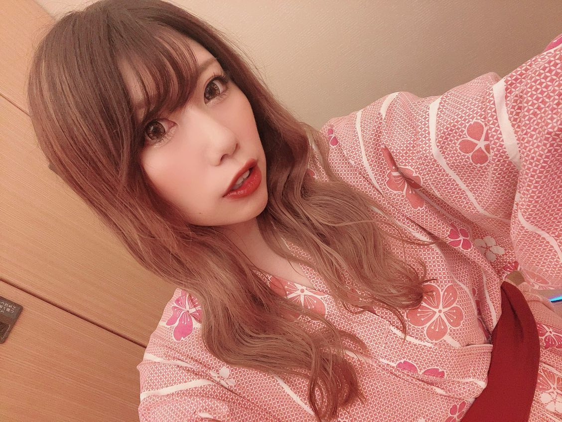 💙

飯坂温泉♨️🤍
花ももの湯🌸

きもちよすぎて
1時間半くらい入ってた🧖‍♀️

サウナでいっぱい汗かいて
ちゃんとそのあとラーメンとビール🍻
そして競馬。笑
おじさんの休日かとおもった🫨

しっかり福島満喫🩷
秋はぜったい穴子食べるんや！🔥🔥

〜snack NODOKA〜
📌営業時間：20時～25時
📌定休日：日曜日
📌住所：〒951-8063
新潟県新潟市中央区古町通8番町中屋ビル2F
☎️➧0252295225

👤:【@snack.nodoka】

【🍸料金システム🥂】
■フリーセット
6