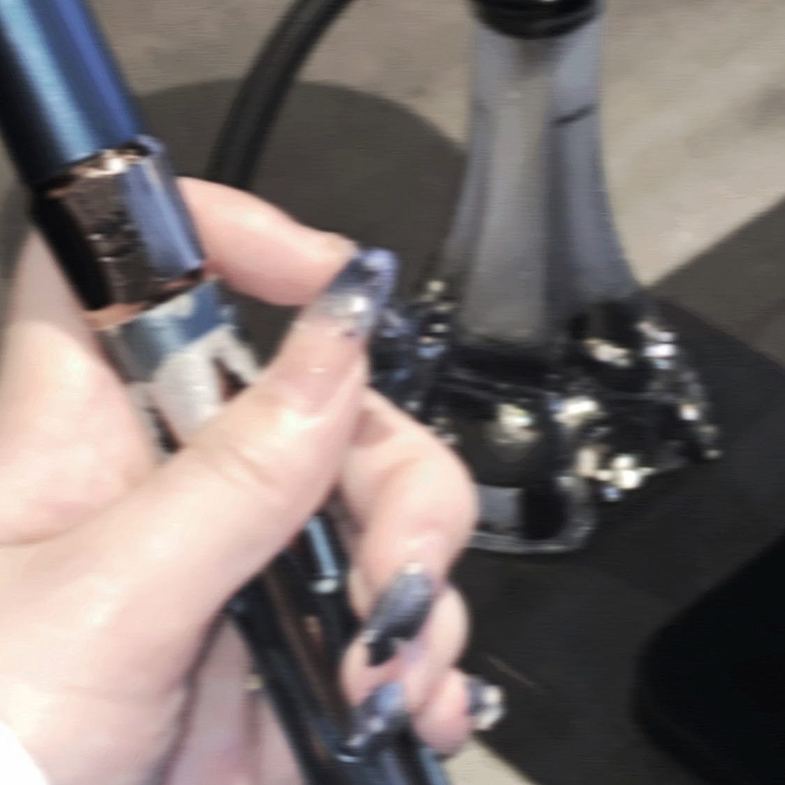 シーシャと可愛いネイル記録　💡´-

ジャスミンキーライムグァバ　💠💠

グァバは吸わず嫌いしてたけど
ミックスしたら意外と美味しいなあ〜克服❕