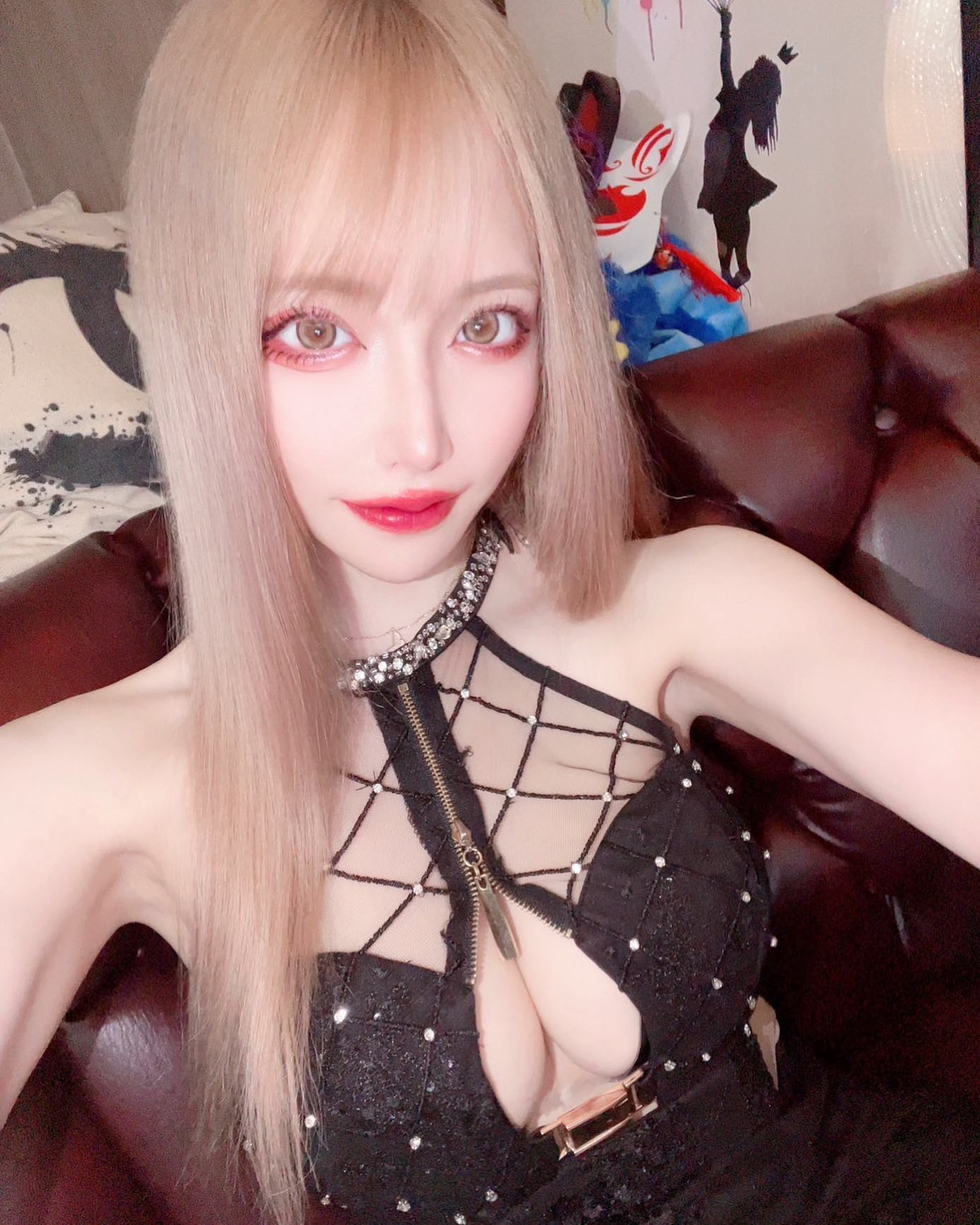 .
.
ライオンですが割と草食です🦁‪🌱‬
.
.