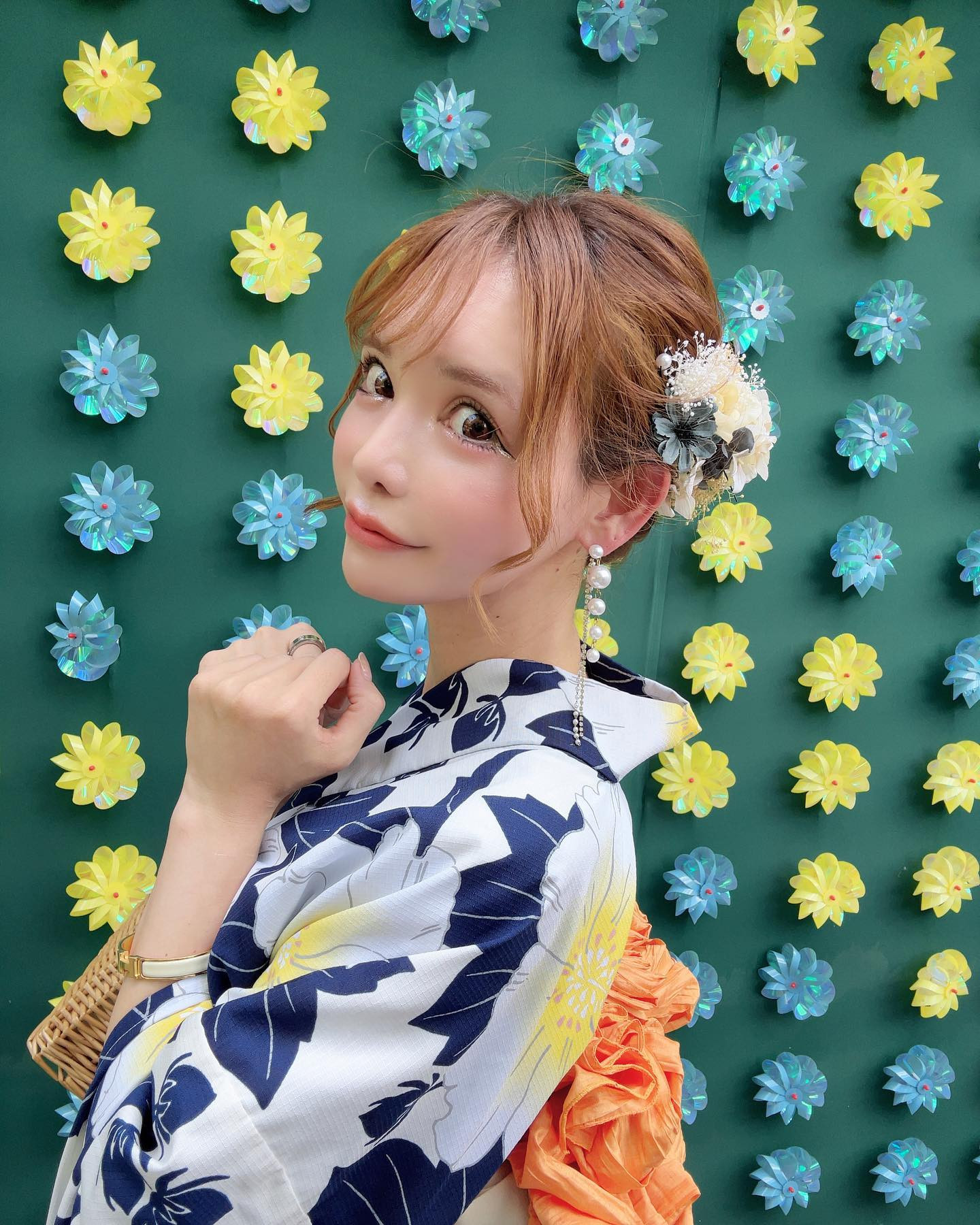 うちのことだけみとけばいいよ☝️🎐🫧𓂃 𓈒𓏸◌
.
.
.
.
.
.
.
.
.
.
#夏の思い出 
#浅草 
#浅草デート 
#浴衣デート 
#浴衣 
#浴衣女子 
#新宿キャバクラ 
#キャバクラ 
#アネラ 
#グラビア 
#gravure 
#日本的 
#性感 
#浴衣 
#新宿キャバ嬢 
#歌舞伎町 
#新宿 #六本木 
#中州