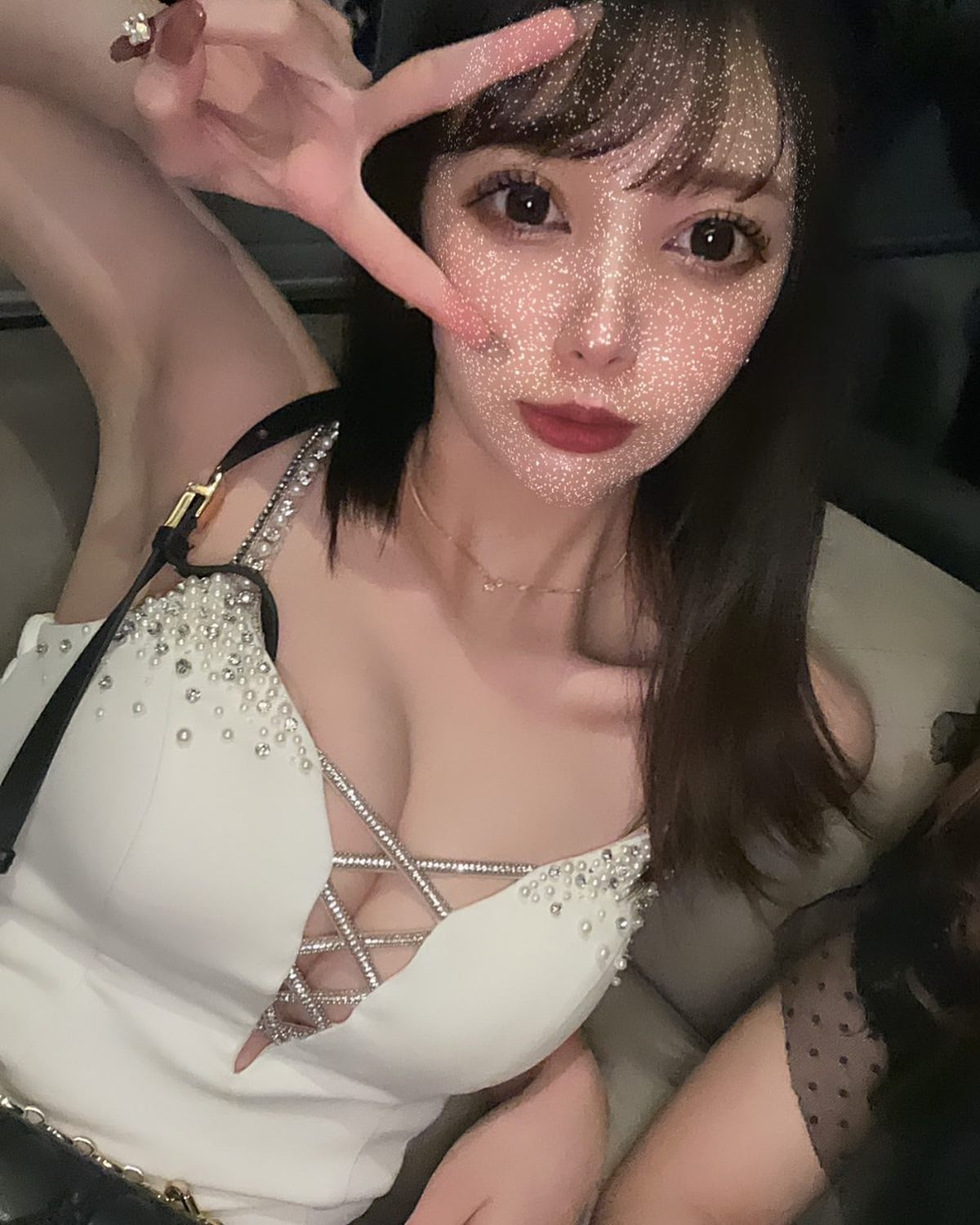 髪の毛おさらばするので記念にここまでのび太髪の毛のっけとこーーー

8月１日から新店Amonで働かせてもらいます
やっとお店公表する笑

よろしくお願いします🥺🩷

#ニュークラブ #ニュークラ #キャバ嬢 #キャバクラ #ホステス #札幌 #すすきの #中洲 #錦#いいね #ドレス #かわいい #ススキノ  #飲み屋 #selfie #l4l #大阪 #国分町#ミナミ #ヘアメイク #instagood #likeforlikes #followme #f4f #TikTok #夜遊び#スプラ