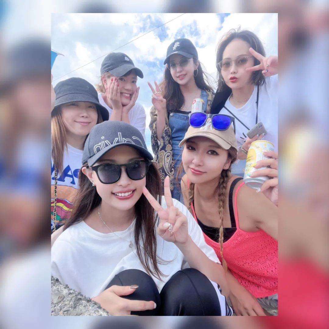 ⁡
⁡今日から連勤うぇぃうぇいうぇい🧚‍♀️⁡
暑すぎ最高ー！⁡
夏だねぃ✨⁡
⁡@hibiki.group ⁡
⁡@letoile_sinseigroup ⁡
⁡#レトワール#響グループ #水川潤#美松ビル5F#札幌 #すすきの #北海道 #ニュークラブ #ニュークラ嬢 #すすきのニュークラ #ラウンジ #ラウンジ嬢 #キャバクラ #キャバ嬢 #ホステス #夜職 #ナイトワーク #ポケパラ #インスタ指名 #求人 #お酒好きな人と繋がりたい #キャバキャバ #きゃばきゃば#ダイエット#HIBIKI#HI