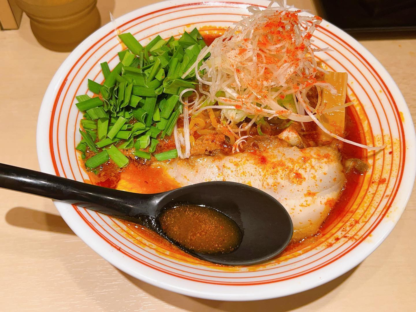 .

辛いちってなんでこんなに美味しいの……

.