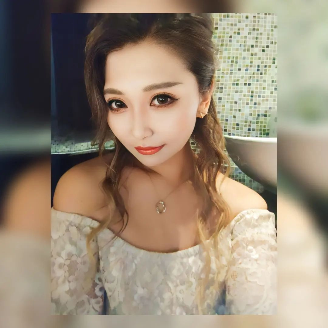 ⁡
二日酔い全力の顔⁡
⁡⁡
迎え酒
⁡⁡
ハッピーニューイヤー
⁡@hibiki.group ⁡
⁡@letoile_sinseigroup ⁡
⁡#レトワール#響グループ #水川潤#美松ビル5F#札幌 #すすきの #北海道 #ニュークラブ #ニュークラ嬢 #すすきのニュークラ #ラウンジ #ラウンジ嬢 #キャバクラ #キャバ嬢 #ホステス #夜職 #ナイトワーク #ポケパラ #インスタ指名 #求人 #お酒好きな人と繋がりたい #キャバキャバ #きゃばきゃば#ダイエット#HIBIKI#HIBIKIグルー