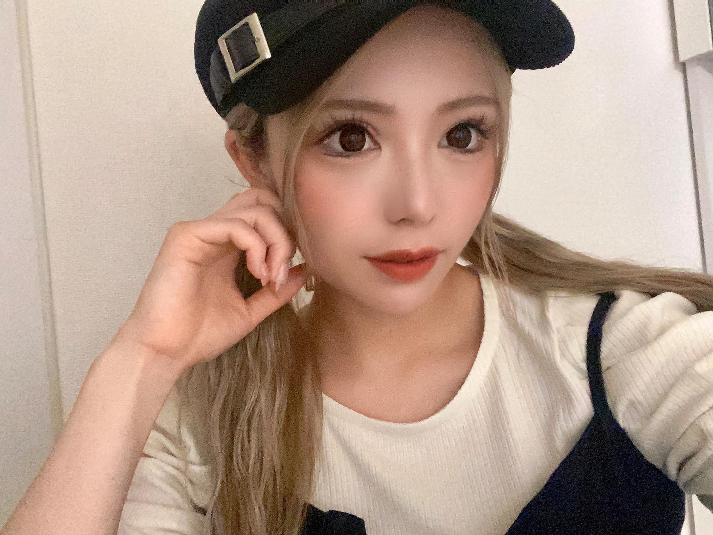 誕生日月間来ていただいた皆さん
ありがとうございました❤️ 取り急ぎインスタ投稿✏️
全席に意味がある時間で、
今まででいちばん深い誕生日となりました🎂
来てくれた方はこれからも深く
仲良くしていきたいと思います🫶
.
毎年のことだけど、誕生日月間が終わったらすすきの祭り🏮✨
まったりしてる暇がなくて、連絡できずすいません😔
すすきの祭りは明日から木金土の3日間
毎日浴衣出勤してるから見に来てね👘
浴衣まりあと写真撮ろう🩵
.
#北海道 #札幌 #すすきの #ニュークラブ #ニュークラ 
#桃瀬まりあ 