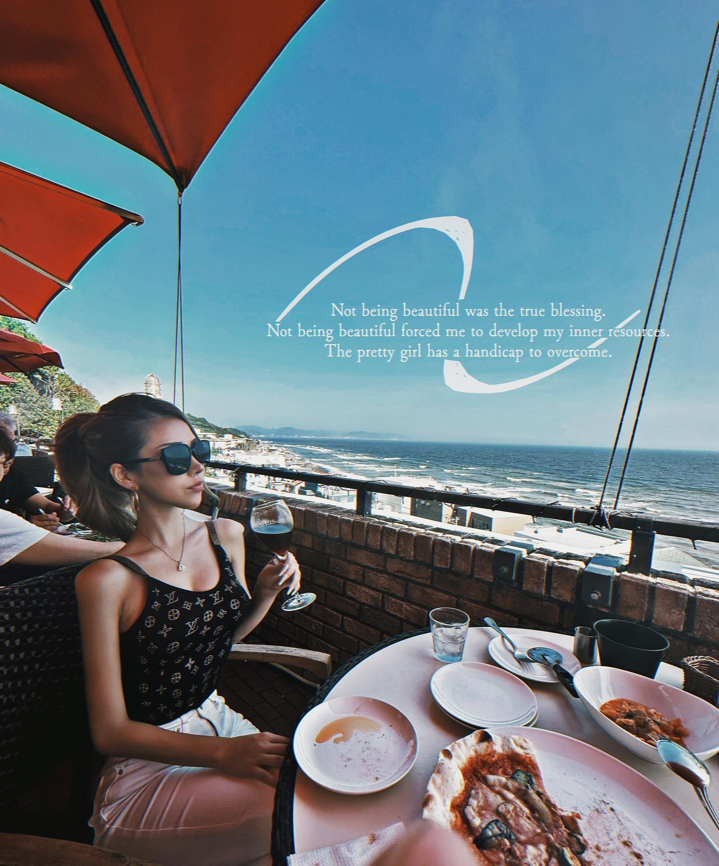 𝒜𝓂𝒶𝓁𝒻𝒾 𝒟𝐸𝐿𝐿𝒜𝒮𝐸𝑅𝒜🇮🇹
― ｱﾏﾙﾌｨｲ ﾃﾞﾗｾｰﾗ ー
@amalfidellasera 
 #七里ヶ浜  #イタリアン 
・
𝘕𝘰𝘵 𝘣𝘦𝘪𝘯𝘨 𝘣𝘦𝘢𝘶𝘵𝘪𝘧𝘶𝘭 𝘸𝘢𝘴 𝘵𝘩𝘦 𝘵𝘳𝘶𝘦 𝘣𝘭𝘦𝘴𝘴𝘪𝘯𝘨.ㅤ
𝘕𝘰𝘵 𝘣𝘦𝘪𝘯𝘨 𝘣𝘦𝘢𝘶𝘵𝘪𝘧𝘶𝘭 𝘧𝘰𝘳𝘤𝘦𝘥 𝘮𝘦 𝘵𝘰 𝘥𝘦𝘷𝘦𝘭𝘰𝘱 𝘮𝘺 𝘪𝘯𝘯𝘦𝘳 𝘳𝘦𝘴𝘰𝘶𝘳𝘤𝘦𝘴. 𝘛𝘩𝘦 𝘱𝘳𝘦𝘵𝘵𝘺 𝘨𝘪𝘳𝘭 𝘩𝘢𝘴 𝘢 𝘩𝘢𝘯𝘥𝘪𝘤𝘢𝘱 𝘵𝘰 𝘰𝘷𝘦𝘳𝘤𝘰𝘮𝘦.ㅤ
・

美しくないことは、まさしく天から
いただいたお恵みです。
