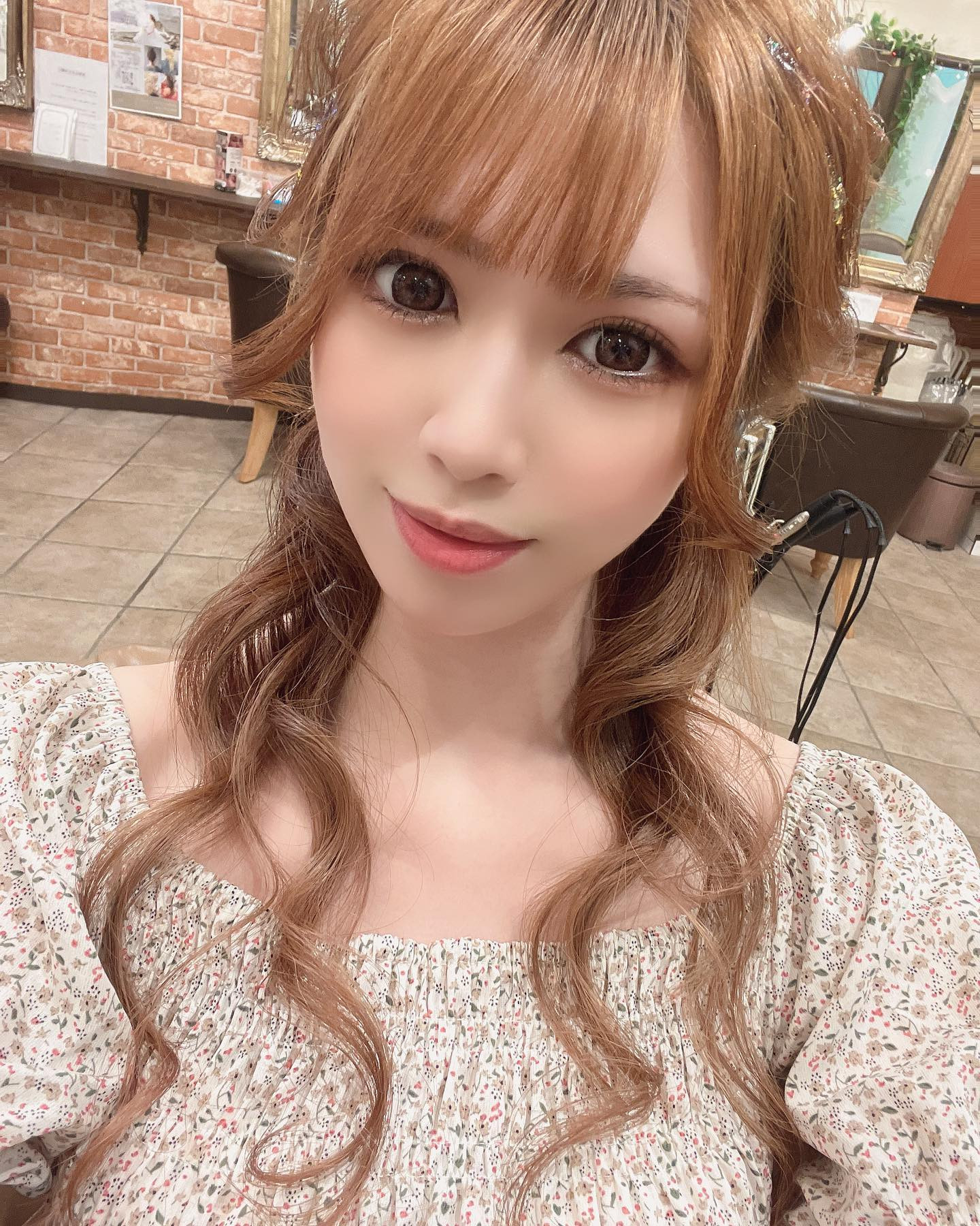 .

ソファで寝てたぴえん

.