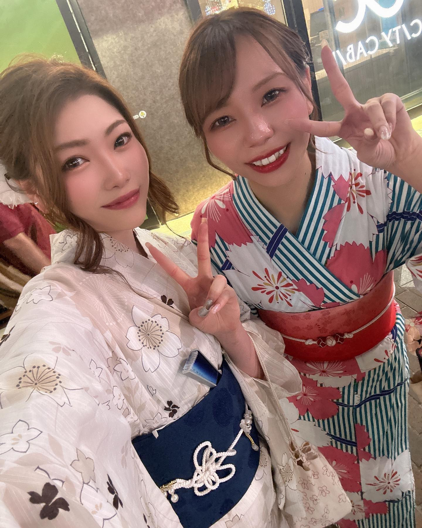 かわいーかわいーまりんてゃん

#ムーランルージュ #シンセイグループ #峰咲真純 #札幌 #すすきの #北海道 #ニュークラブ #ニュークラ嬢 #すすきのニュークラ #ラウンジ #ラウンジ嬢 #キャバクラ #キャバ嬢 #ホステス #夜職 #ナイトワーク #ポケパラ #インスタ指名 #求人 #お酒好きな人と繋がりたい #キャバキャバ #きゃばきゃば！