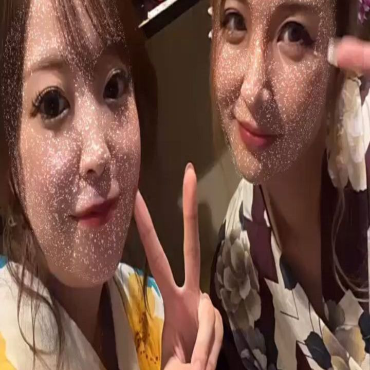 ⁡
⁡昨日もご馳走様でした✨⁡
⁡一緒にいてくれたゆきなちゃんとみきてぃありがとう❤⁡
⁡⁡⁡
そしてすすきの祭楽しかった🤗⁡
お疲れ様でしたっ✨
⁡@yukina_letoile ⁡
⁡@miki_letoile ⁡
⁡@hibiki.group ⁡
⁡@letoile_sinseigroup ⁡
⁡#レトワール#響グループ #水川潤#美松ビル5F#札幌 #すすきの #北海道 #ニュークラブ #ニュークラ嬢 #すすきのニュークラ #ラウンジ #ラウンジ嬢 #キャバクラ #キャバ嬢 #ホステス #夜職 #