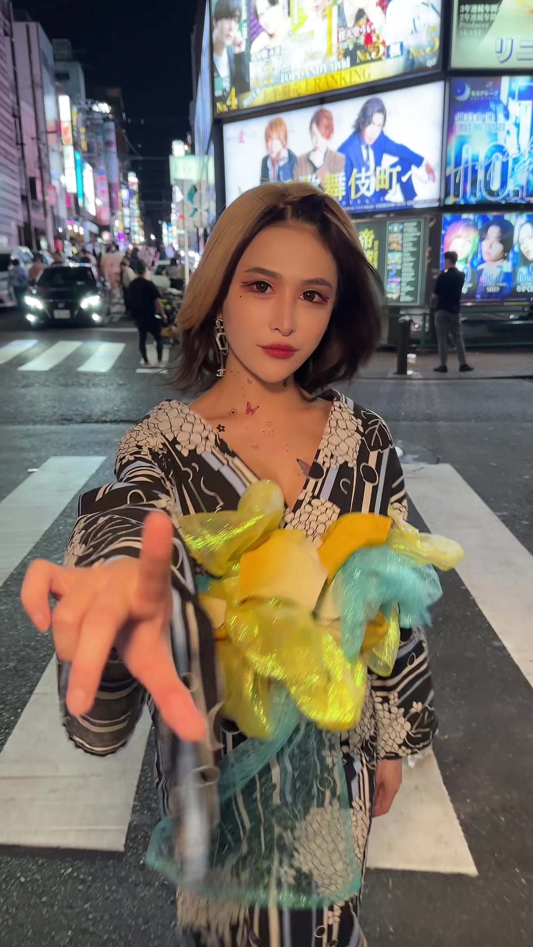 LUIAGUE ホットニュース 61476