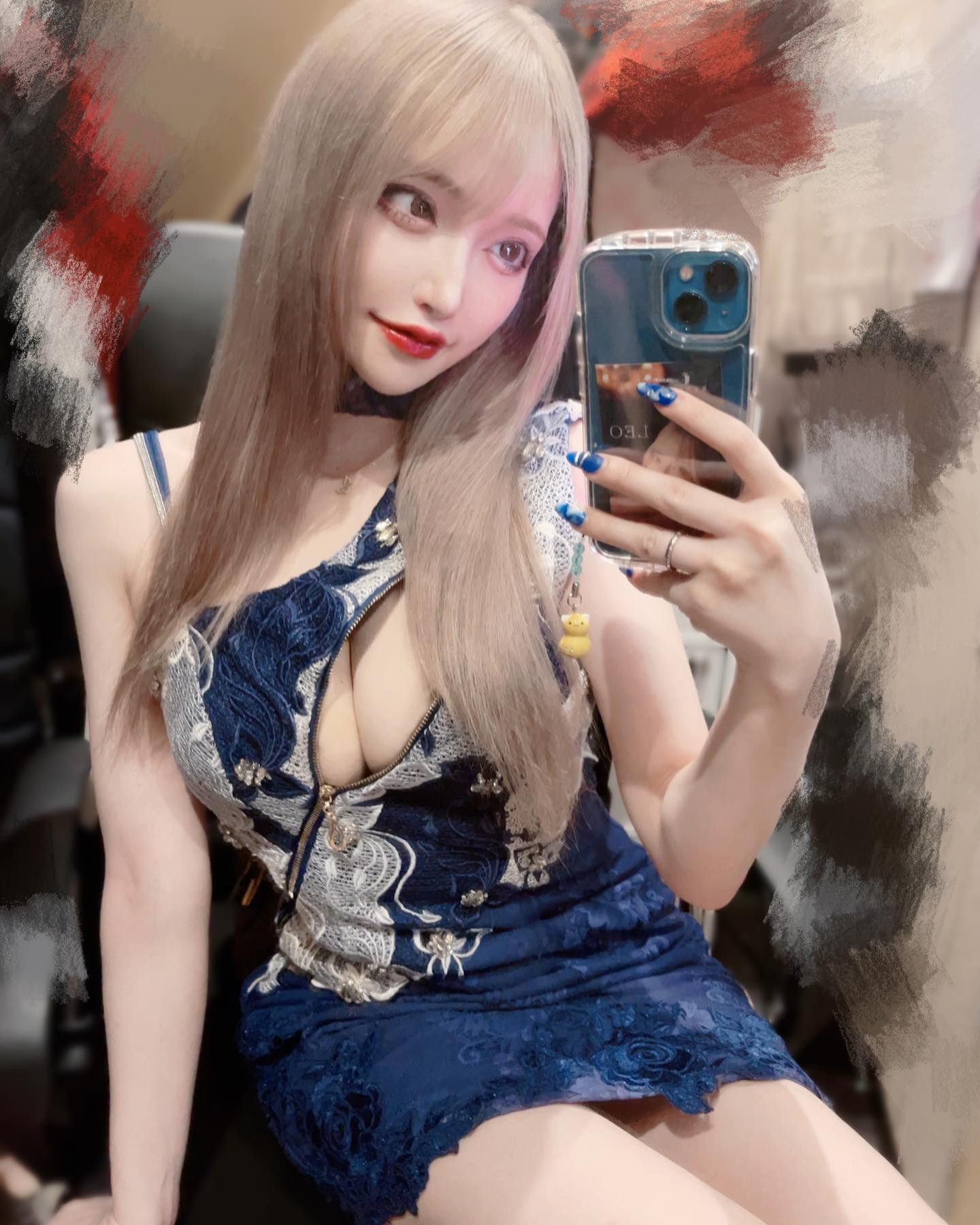 .
.
媚び媚びの角度。

.
.
お金ほちぃ。にゃん。
.
.