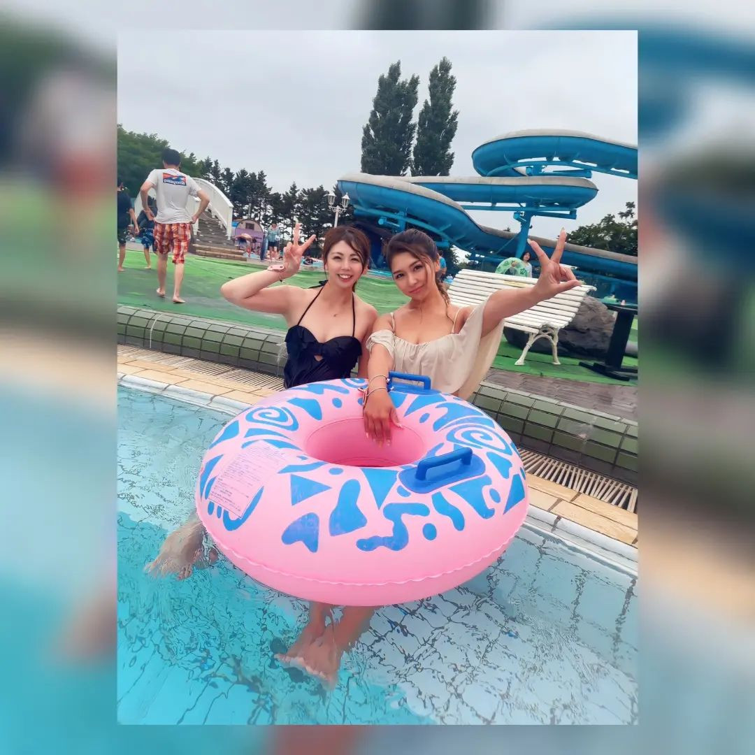 ⁡⁡
⁡
ゆきちゃんとななぴ°･🐠⁡⁡⁡
⁡
短い夏満喫❤⁡
⁡
⁡ウォータースライダー意外に長くて楽しかった〜𓆉 💙⁡⁡

ハワイアンズとかいろんなプールにいきたいなん🤗
⁡@yuki_letoile⁡
⁡@hibiki.group ⁡
⁡@letoile_sinseigroup ⁡⁡
⁡#レトワール#響グループ #水川潤#美松ビル5F#札幌 #すすきの #北海道 #ニュークラブ #ニュークラ嬢 #すすきのニュークラ #ラウンジ #ラウンジ嬢 #キャバクラ #キャバ嬢 #ホステス #夜職 #ナイトワーク
