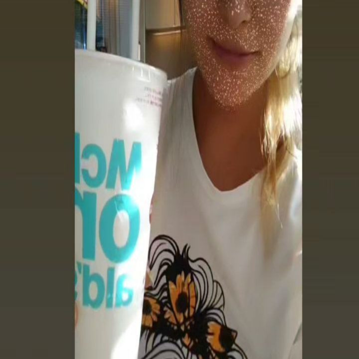 ⁡
お盆休み終了〜⁡
⁡⁡
⁡充実したお盆だった🤗⁡⁡
⁡明日から出勤🤞🏻💗⁡
⁡
⁡マックのメガドリンク？⁡
⁡ストロー2本つけれるんですけど〜🤣🤣🤣⁡
夏の終わりに切ない気持ちにさせないで〜🤣⁡✋⁡
⁡@hibiki.group
⁡@letoile_sinseigroup
#レトワール#響グループ #水川潤#美松ビル5F#札幌 #すすきの #北海道 #ニュークラブ #ニュークラ嬢 #すすきのニュークラ #ラウンジ #ラウンジ嬢 #キャバクラ #キャバ嬢 #ホステス #夜職 #ナイトワーク #ポケパラ 