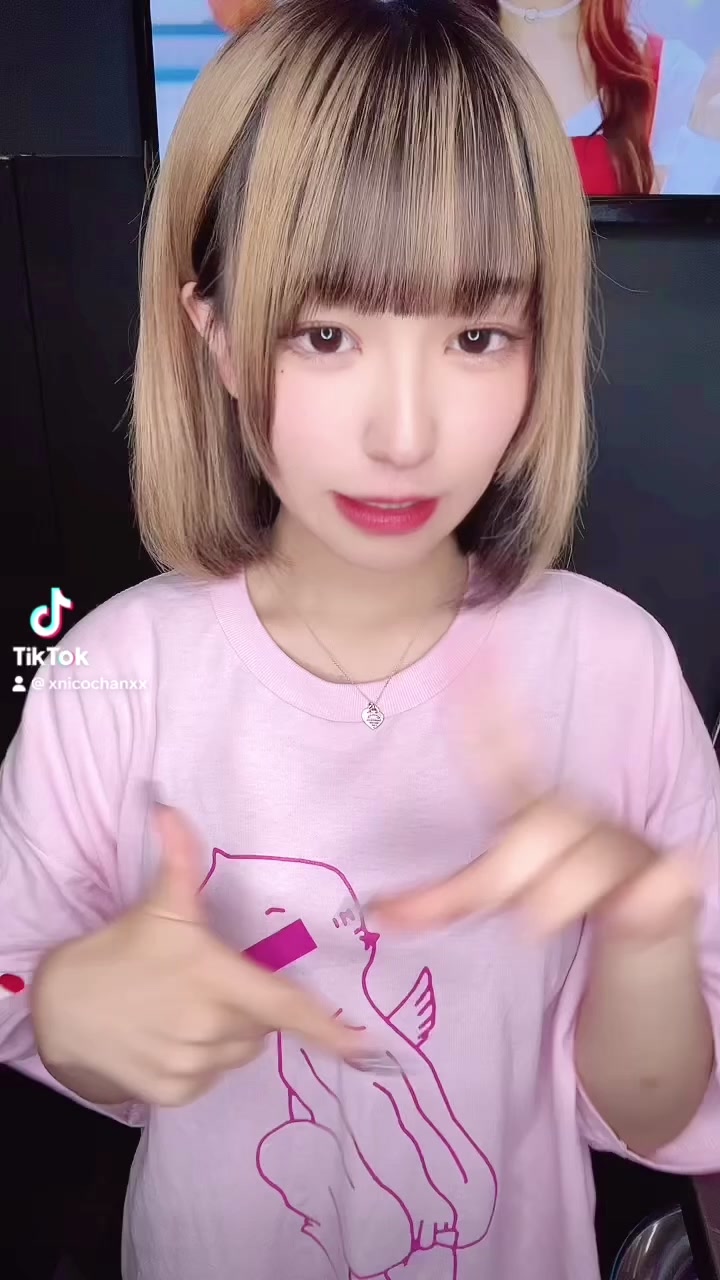 KⅡのTシャツくせ強いﾐ・◦・ﾐ🎀 #ボディズーム #歌舞伎町 #水商売 #ガールズバー #新宿 #ガルバ #わやわやわー