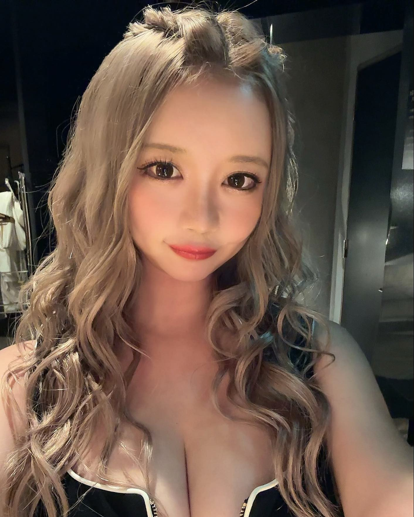 前髪切るかまよぴ🔪🔪🔪

まつパしたらいい感じ〜〜〜〜

 #オレンジテラス #オレンジテラス歌舞伎町 #歌舞伎町 #キャバクラ #キャバ嬢