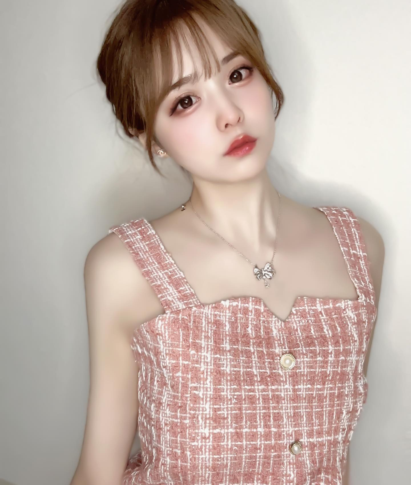 ピンクすき🩰♡
.
. 
#華咲かのん #キャバ嬢 #ニュークラ嬢 #すすきのキャバ嬢  #すすきのグルメ #北海道観光 #北海道旅行 #キャバドレス #ドレス #ドレス通販 #ヘアメイク #かわいい女の子 #清楚系 #あざとい #可愛 #高身長女子 #キャバドレスはmyminette