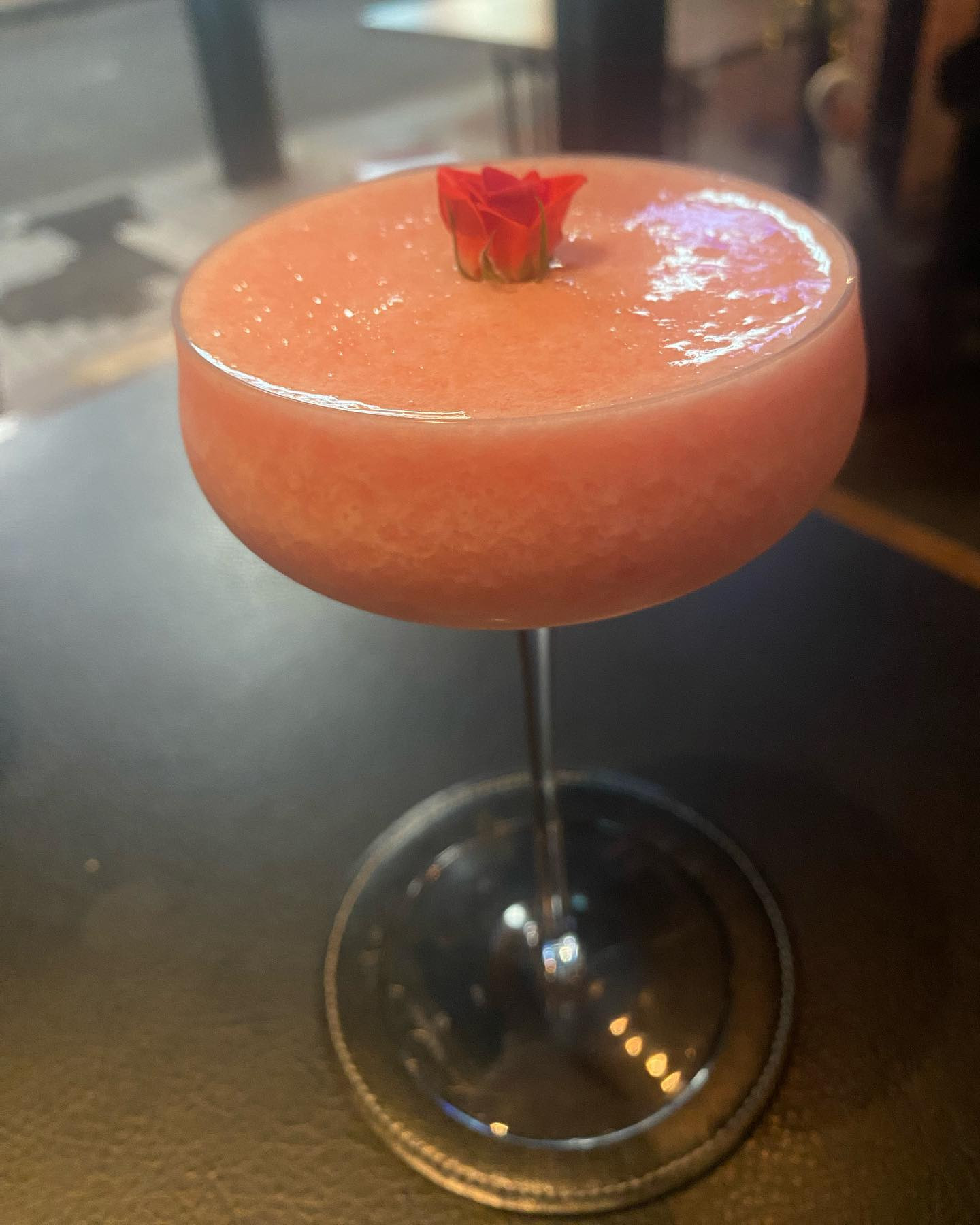 生フルーツのカクテルおいちぃ。