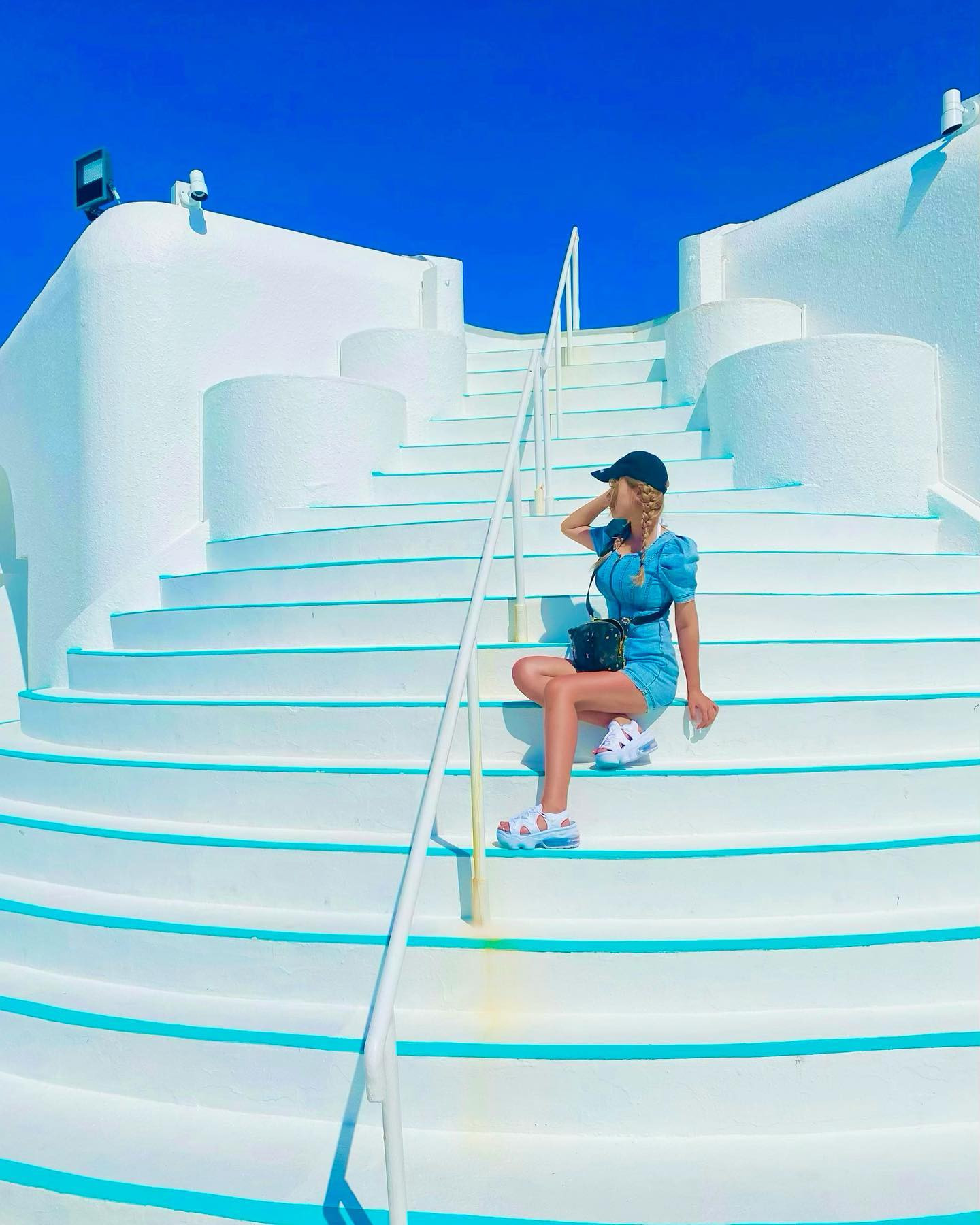 @pricia_yoron 🩵💙🩵
とても素敵な場所だった🥺✨️
ずっとここにいたい😭

全てが可愛くてここのホテルの良さ全力で伝えたいのに、3日間ほぼすっぴんボサボサで全力で海を楽しみすぎたおかげで写真全然ないwww(ちなみにこれもすっぴん)

またすぐに行きたい😭🏝🩵

 #与論島 #プリシアリゾート  #プリシアリゾートヨロン  #プリシアリゾート与論  #百合ヶ浜 #与論ブルー #女子旅 #海好き #海大好き