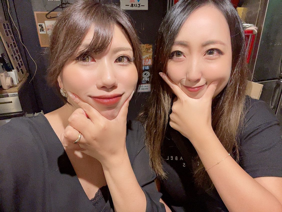 💙

なんかよくわからんけど
昨晩の拾弐📸🩶
だいすきなおねいちゃん🩷

〜snack NODOKA〜
📌営業時間：20時～25時
📌定休日：日曜日
📌住所：〒951-8063
新潟県新潟市中央区古町通8番町中屋ビル2F
☎️➧0252295225

👤:【@snack.nodoka】

【🍸料金システム🥂】
■フリーセット
60分　4,000円
■ボトルセット
90分　4,000円
■指名（1時間）2,000円
■同伴 3,000円
■カラオケ歌い放題🎤
■TAX 10%

⚠️女性のお客様は料金半額
