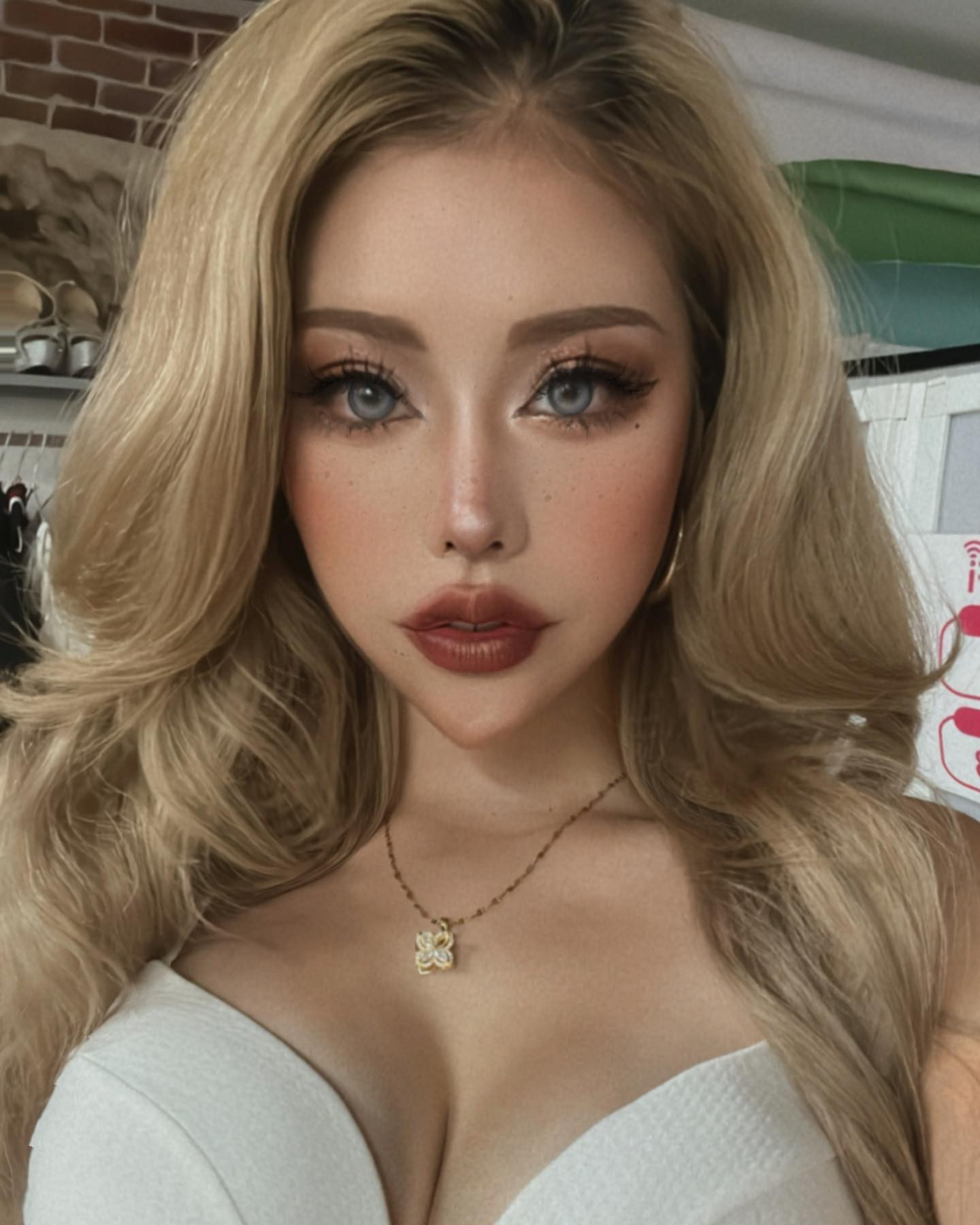  Instagramで記事を開く峰 寿リ...