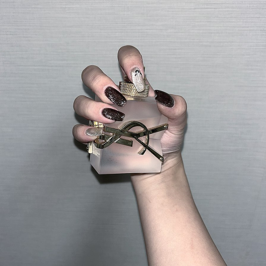 マグネットがすき〜🤎🤍

長年やってたらやりたいデザインもなくなってくるあるある💧

 #ウルフグループ  #vibi #royalstage  #ビビ  #ロイヤルステージ  #札幌  #すすきの  #ススキノ  #ニュークラ  #キャバクラ  #キャバ嬢  #キャバクラ嬢  #ニュークラブ  #ニュークラ嬢  #ホステス #ガールズバー  #すすきのキャバ嬢  #すすきのキャバクラ  #すすきのグルメ  #ラウンジ #札幌観光  #美人  #美女  #可愛い  #可愛い女の子  #銀座  #六本木  