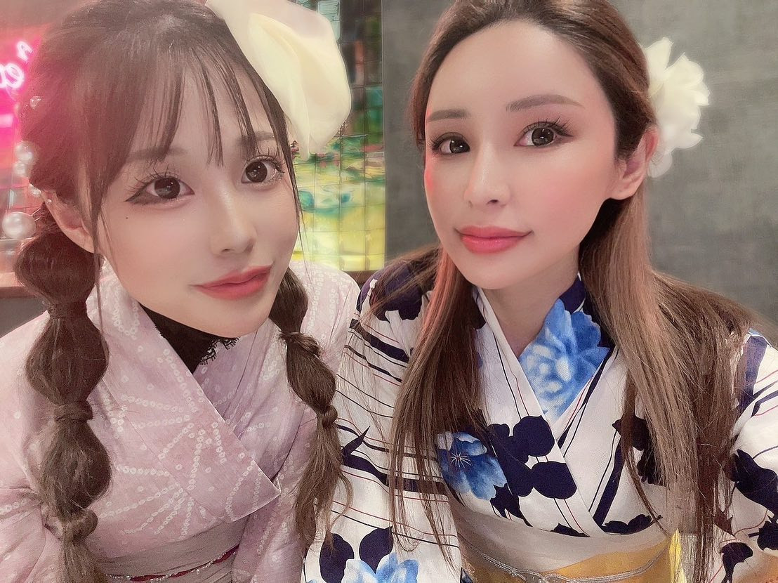 🖤❤️🖤

おりょう様🤍🤍🤍( ˙-˙ )౨

.
.
.
.

#ザニューヨーク#エリアG#キャバクラ#ニュークラブ#仙台キャバクラ#キャバ嬢#ホステス#水商売#仙台#国分町#仙台七夕祭り#お祭り#七夕祭り#キャバキャバ#ヘアメ#ヘアメイク#浴衣ヘア#浴衣ヘアアレンジ#浴衣#浴衣女子#夏#花火
#hairmake#TheNewYork#yukata#yukatagirl#hanabi