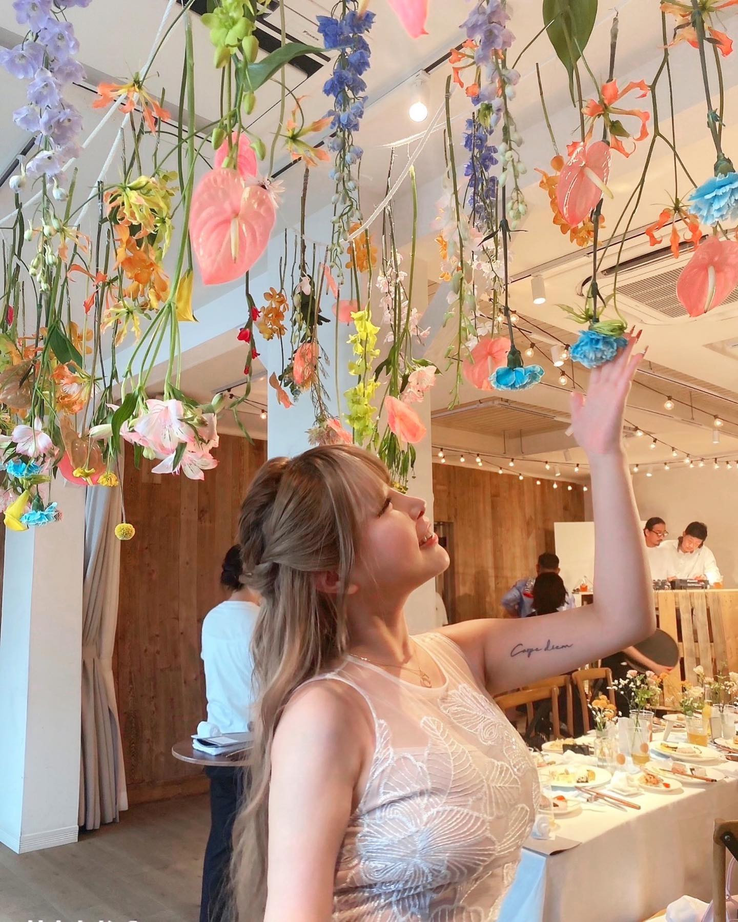 ありがたいことに今年は2ヶ月に1回は結婚式呼んでもらってる！地元のお友達みんな幸せになって欲しい🤍💙🤍💙
.
.
.
.
.
#結婚式 #地元 #世界平和