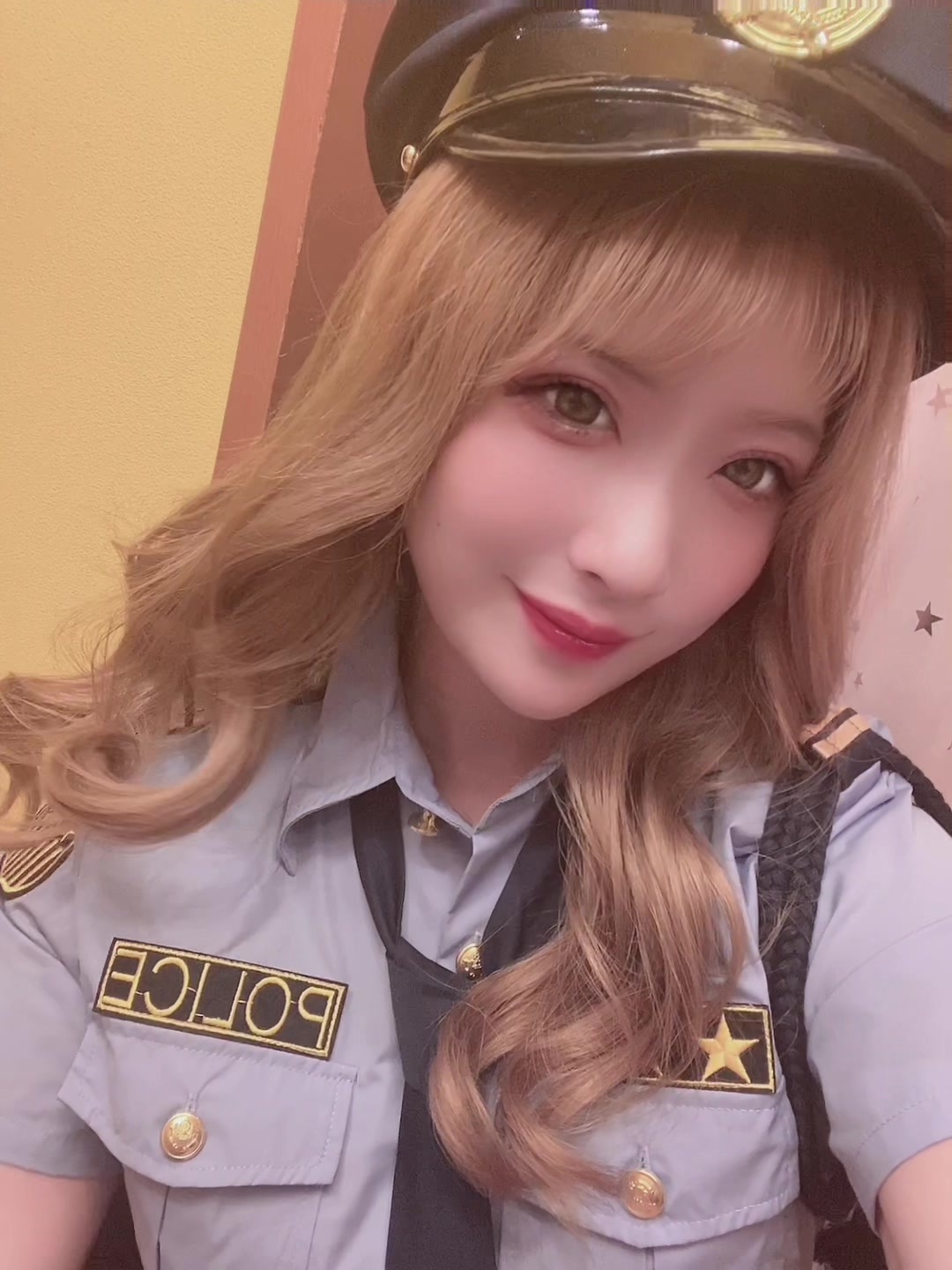 美少女無罪適用されて❔ ・ ・ #コンカフェ嬢#コンカフェ#メイド喫茶#メイドカフェ#すすきのコンカフェ#すすきの#キャバ嬢#ニュークラ嬢#ニュークラブ#キャバクラ#ポリス#コスプレ#宝鐘マリン#美少女無罪♡パイレーツ