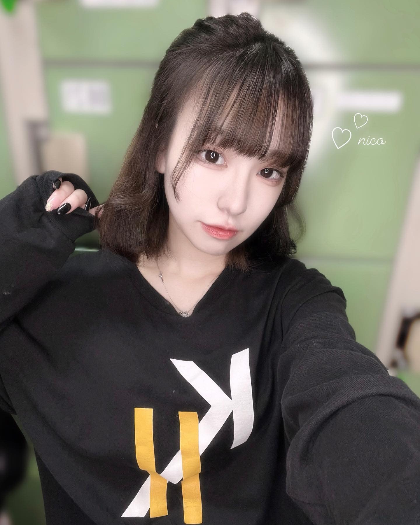 あっという間にKⅡができてから半年経ちました^. .^ 
いつもにこにこできらきらなにこでいさせてくれてありがとうございます✩.*˚
いっぱい悩むこともあるし、泣き虫なにこだけどこれからもきらきらでいれるように頑張りたいからこれからも末永くよろしくお願いします🖤

#自撮り #自撮り界隈 #歌舞伎町 #ガールズバー