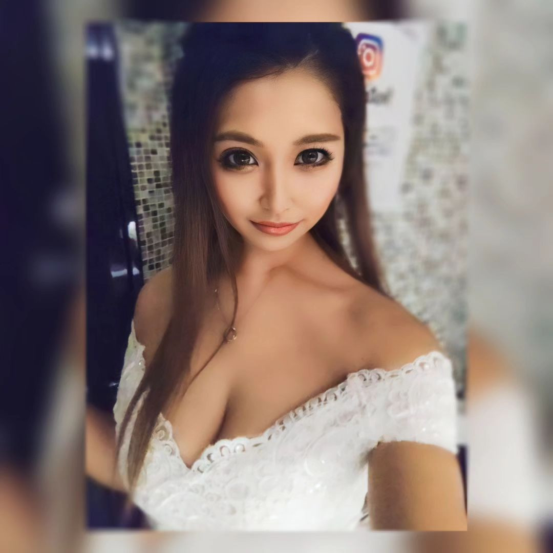 ぽぴぽぴ🦸✨

@hibiki.group 
@letoile_sinseigroup 
#レトワール#響グループ #水川潤#美松ビル5F#札幌 #すすきの #北海道 #ニュークラブ #ニュークラ嬢 #すすきのニュークラ #ラウンジ #ラウンジ嬢 #キャバクラ #キャバ嬢 #ホステス #夜職 #ナイトワーク #ポケパラ #インスタ指名 #求人 #お酒好きな人と繋がりたい #キャバキャバ #きゃばきゃば#ダイエット#HIBIKI#HIBIKIグループ