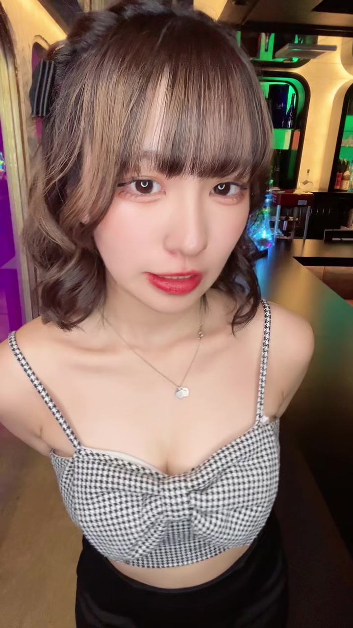 返事は遅く！！#歌舞伎町 #ガールズバー #ガルバ #ガルバ嬢 #水商売 #fyp #返事はすぐにしちゃダメだって