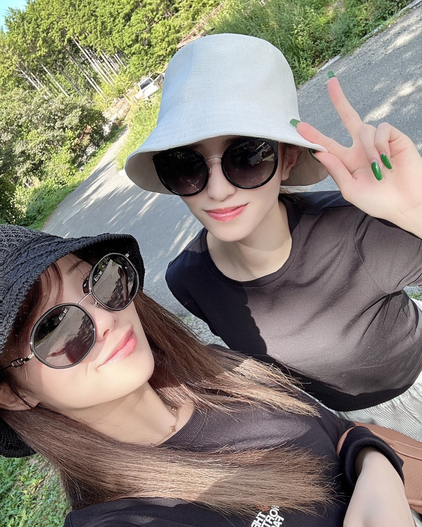 .
りんちゃ〜ん❤️‍🔥
流しそうめん行った時の( ◜︎︎𖥦◝ )
ほぼ毎日一緒いる( ◜︎︎𖥦◝ )

.
#福島 #吾妻 #吾妻庵流しそうめん