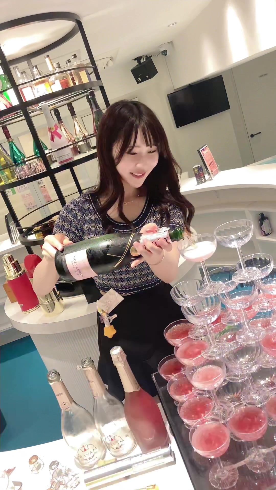 コスプレ Girls Bar nino ホットニュース 65679