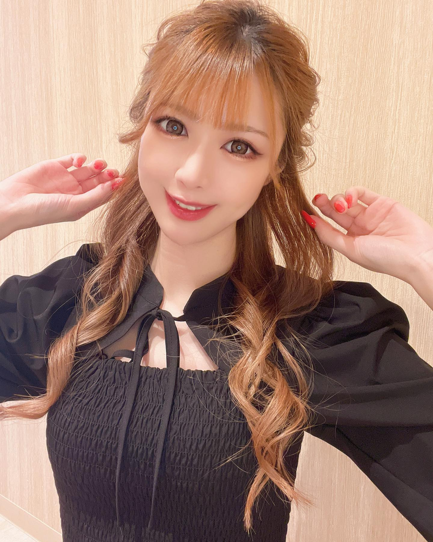 .

撮影してきた！
データの完成が楽しみ👾

#キャバ嬢 #キャバクラ #すすきの #高収入 #求人 #アルバイト #女子大生 #ホステス #水商売 #歌舞伎町 #夜職 #採用 #バルセロナグループ #シャチグループ #体験入店 #銀座 #ニュークラ #ニュークラ嬢 #ポケパラ  #キャスト募集 #すすきのキャバクラ #ガールズバー #北新地 #フォロワー増やしたい #instagood #follow #love #photooftheday #メイク #ネイル 

.