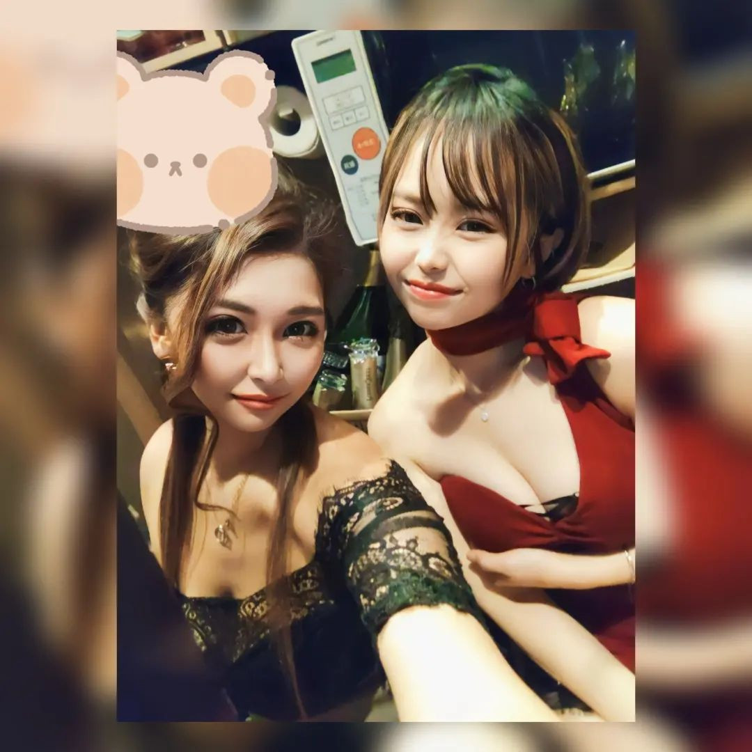 お乳が盛れて喜ぶ西園寺Babyちゃん♥@yukina_letoile

最近ねむねむ🥱
@hibiki.group 
@letoile_sinseigroup 
#レトワール#響グループ #水川潤#美松ビル5F#札幌 #すすきの #北海道 #ニュークラブ #ニュークラ嬢 #すすきのニュークラ #ラウンジ #ラウンジ嬢 #キャバクラ #キャバ嬢 #ホステス #夜職 #ナイトワーク #ポケパラ #インスタ指名 #求人 #お酒好きな人と繋がりたい #キャバキャバ #きゃばきゃば#ダイエット#HIBIKI#HIB