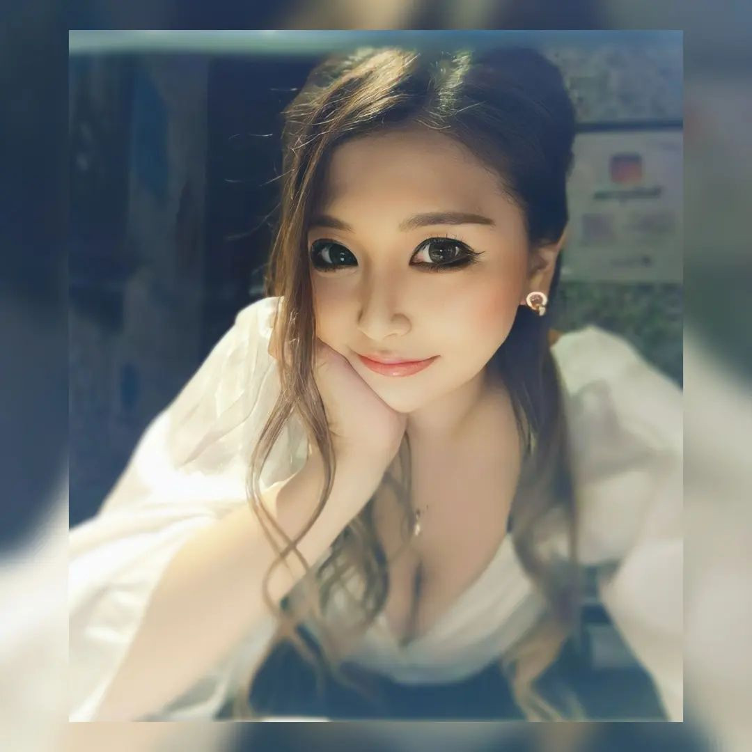 最近食欲睡眠欲がやばい🐻
このままだとクマ牧場に送還されそうだから気をつけなくては🙄💭💭💭

テキーラください。
@hibiki.group 
@letoile_sinseigroup 
#レトワール#響グループ #水川潤#美松ビル5F#札幌 #すすきの #北海道 #ニュークラブ #ニュークラ嬢 #すすきのニュークラ #ラウンジ #ラウンジ嬢 #キャバクラ #キャバ嬢 #ホステス #夜職 #ナイトワーク #ポケパラ #インスタ指名 #求人 #お酒好きな人と繋がりたい #キャバキャバ #きゃばきゃば#ダイエ