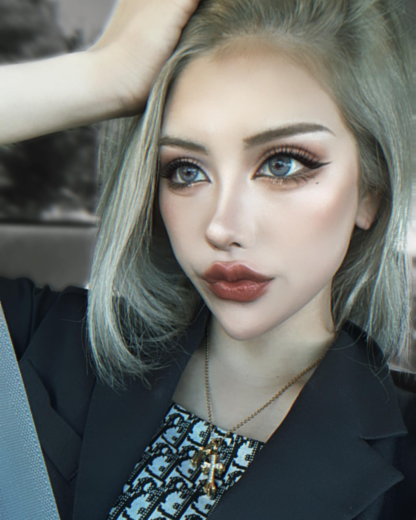 ・
峰 寿リ亜 ｰ 𝐉𝐮𝐥𝐢𝐚 𝐌𝐢𝐧𝐞🌹
・
𝗢𝗿𝗮𝗻𝗴𝗲 𝗧𝗲𝗿𝗿𝗮𝗰𝗲 - オレンジテラス🍊🧡
@orangeterrace.tokyo 
・
AREA: 歌舞伎町／新宿
TEL: 03-6233-8201
MAP: 〒160-0021 
  東京都新宿区歌舞伎町1-2-5
  東陽ビル B1F
TIME: 20:00〜LAST
・
 #キャバ嬢  #キャバクラ  #新宿  #歌舞伎町  #ホステス  #ギャル  #じゅりあ  #オレンジテラス  #六本木  #銀座  #クラブ  #渋谷  #ホスト