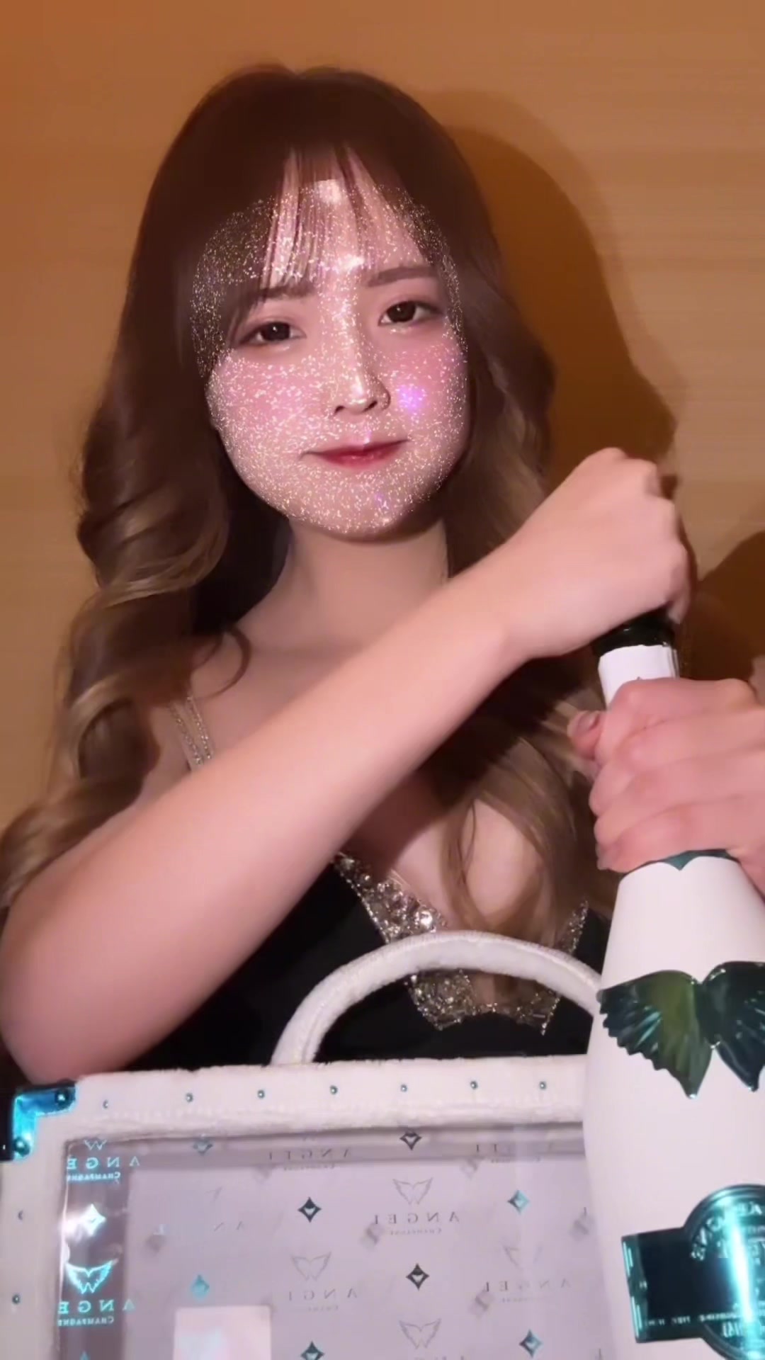 徐々に酔っ払うニュークラ嬢です🥂