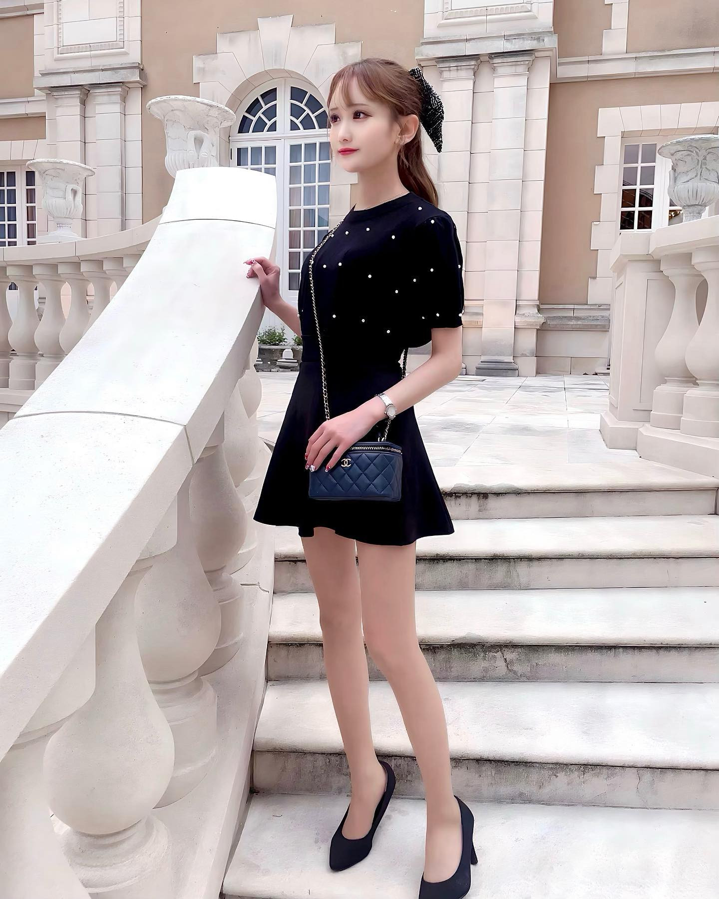 ♡
ついこの間まで暑くて半袖だったのに
一瞬で寒くなったね🍂
まだ夏の投稿が残っている🤔💭
・
・
・
・
・
・
・
・
・
#恵比寿#恵比寿ガーデンプレイス#ジョエルロブション#カフェ巡り#ランチ巡り#お洒落#お洒落さんと繋がりたい#インスタ映え#キャバクラ#キャバ嬢#ホステス#ラウンジ#水商売#韓国#整形#美容師#モデル#綺麗 #東京#新宿#歌舞伎町#六本木#銀座#いいね返し#followme