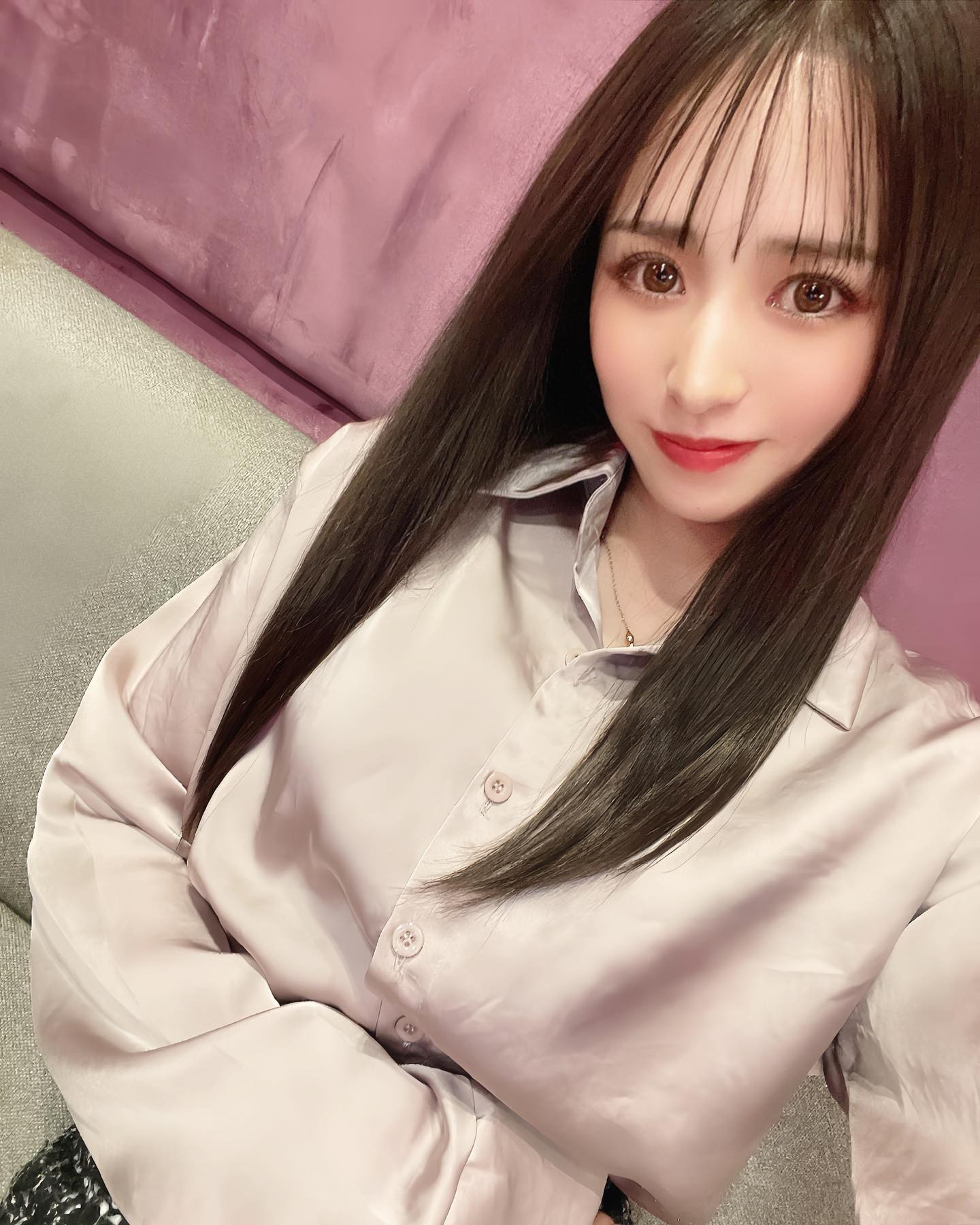 .
生き返れ髪の毛🧝‍♀️✌🏻
( ◜ω◝ ).;:…( ◜ω◝ ...:.;::..( ◜;::: .:.;: ｻﾗｻﾗ..
.
#仙台 #国分町 #宮城
#ザニューヨーク #エリアg 
#キャバクラ #ヘアメイク #美容室
#トリートメントでツヤツヤ